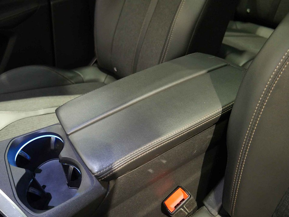 Peugeot 3008 2.0 HDi 