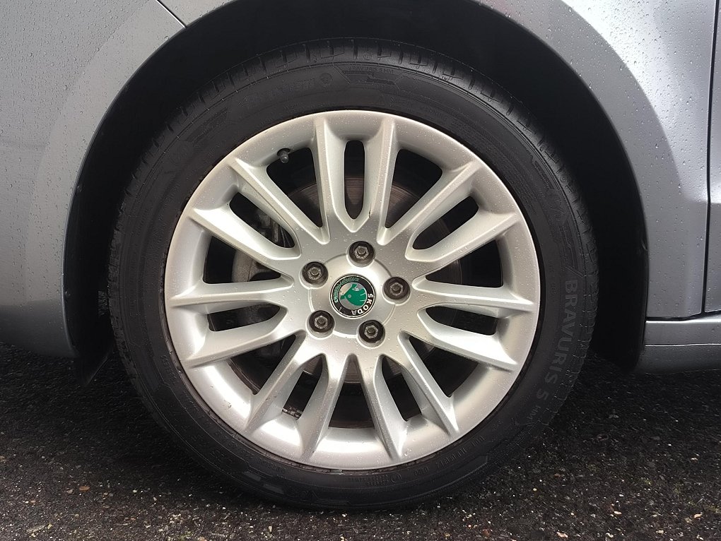 Škoda Superb II 1.6 TDi Comfort