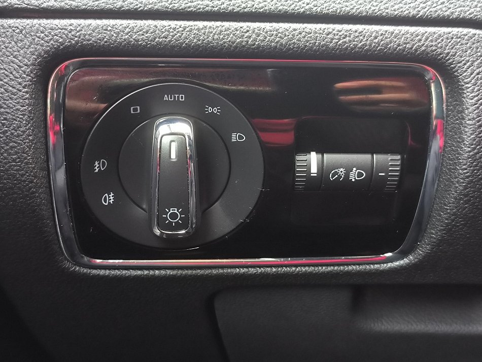 Škoda Superb II 1.6 TDi Comfort