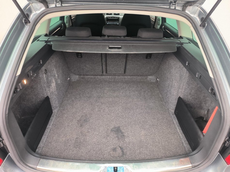 Škoda Superb II 1.6 TDi Comfort