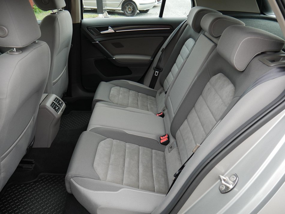 Volkswagen Golf 1.4 TSi Highline
