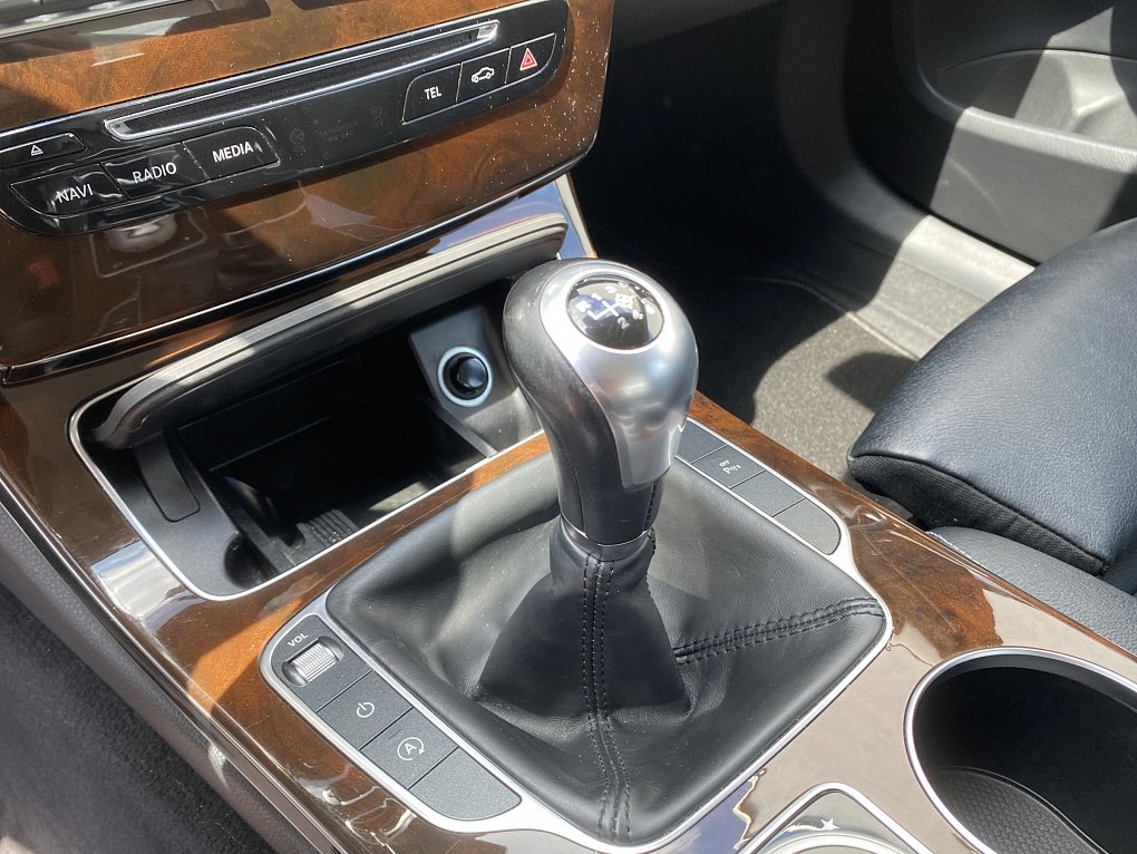 Mercedes-Benz Třída C 2.0 T  C200
