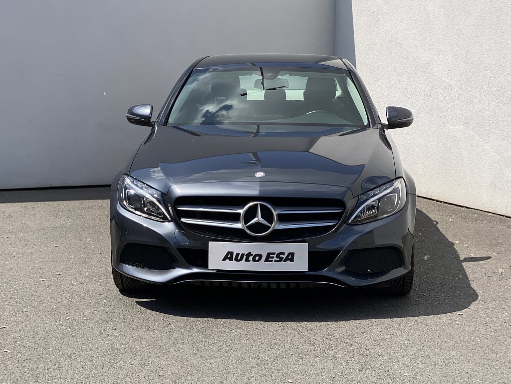 Mercedes-Benz Třída C 2.0 T  C200