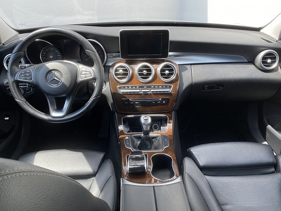 Mercedes-Benz Třída C 2.0 T  C200