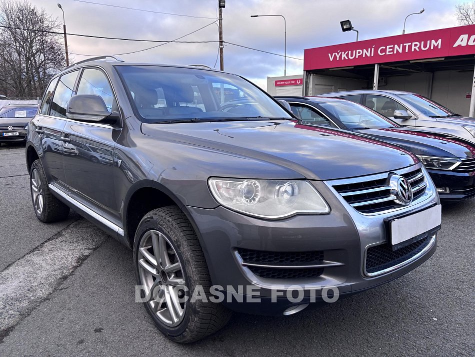 Volkswagen Touareg 3.0 TDi 