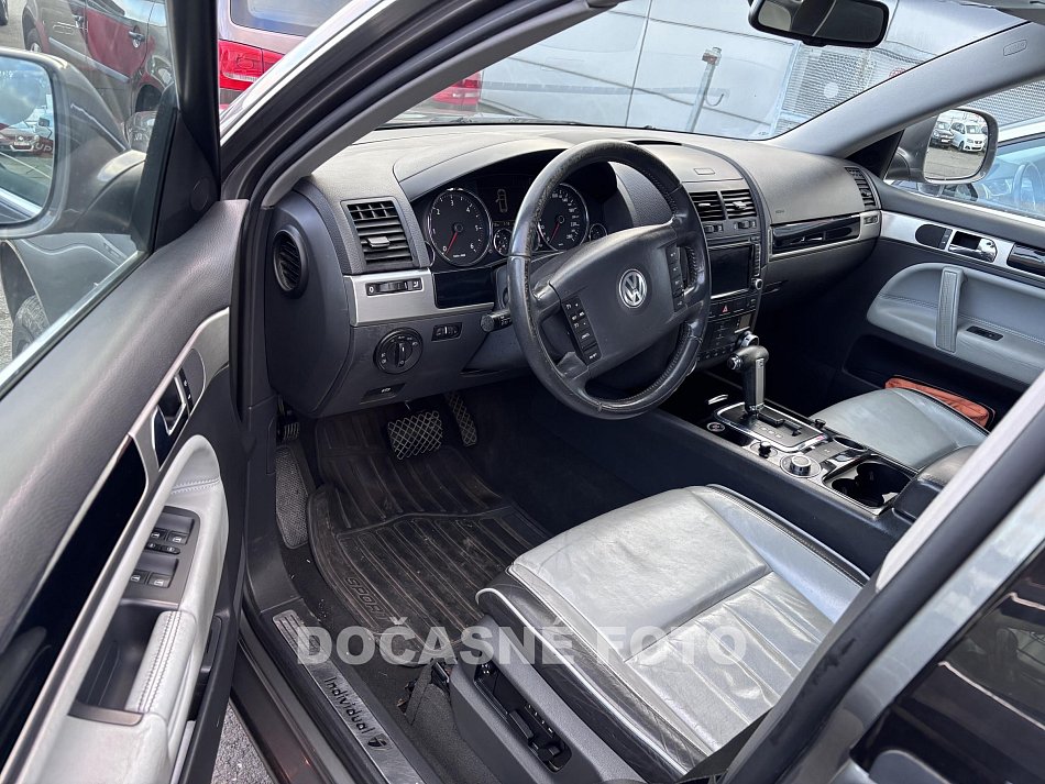 Volkswagen Touareg 3.0 TDi 