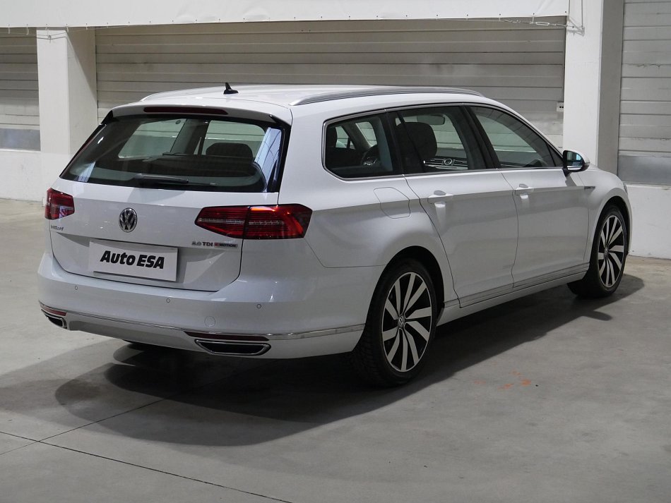 Volkswagen Passat 2.0Bi-TDi  4x4