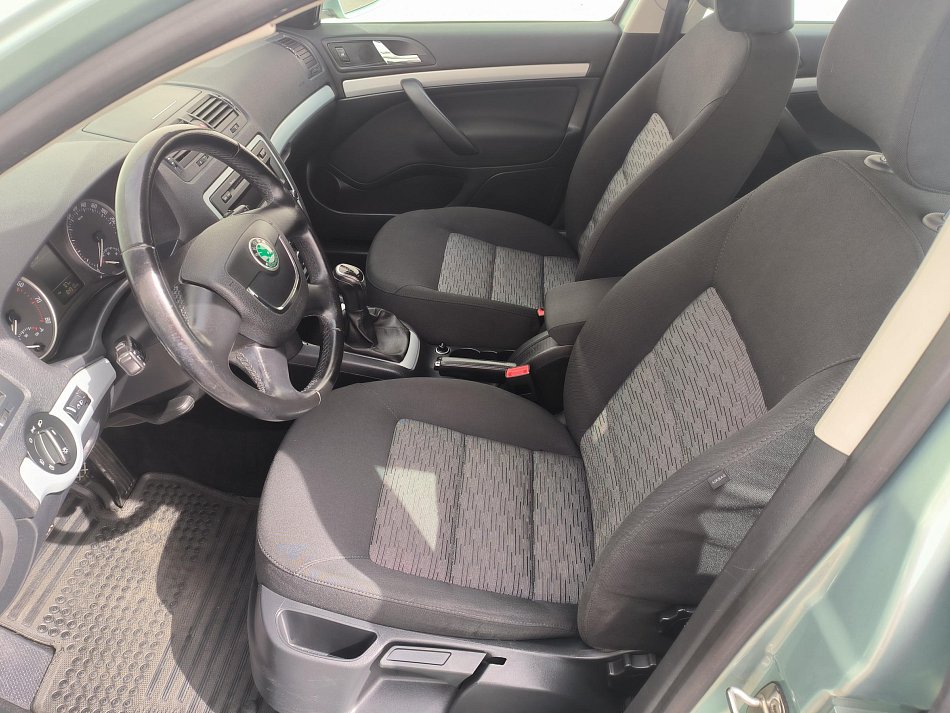 Škoda Octavia II 1.4 TSI Ambiente