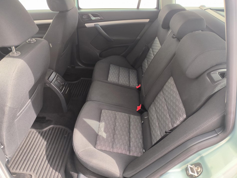 Škoda Octavia II 1.4 TSI Ambiente