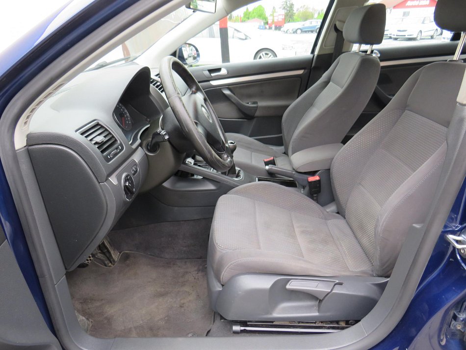Volkswagen Jetta 2.0TDi 