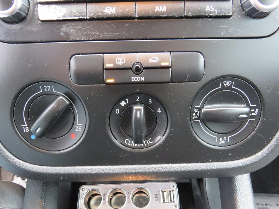 Volkswagen Jetta 2.0TDi 