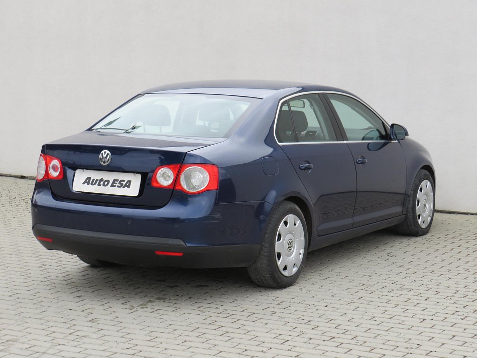 Volkswagen Jetta 2.0TDi 