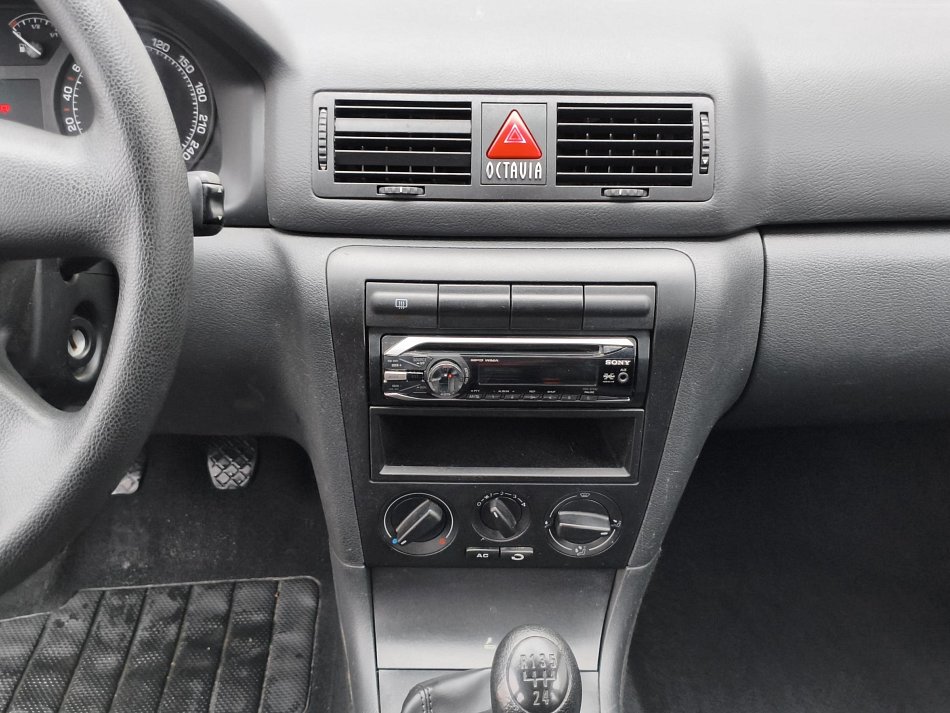 Škoda Octavia 1.6i 