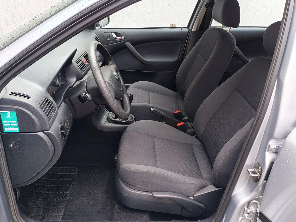 Škoda Octavia 1.6i 