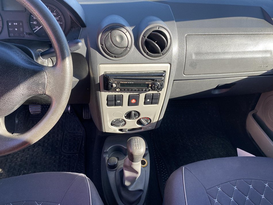 Dacia Logan 1.4i 