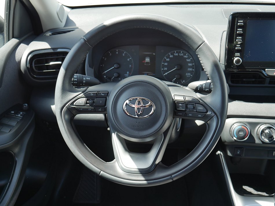 Toyota Yaris 1.5i Dynamic