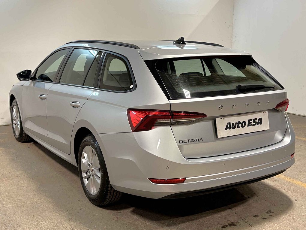 Škoda Octavia IV 2.0 TDi 