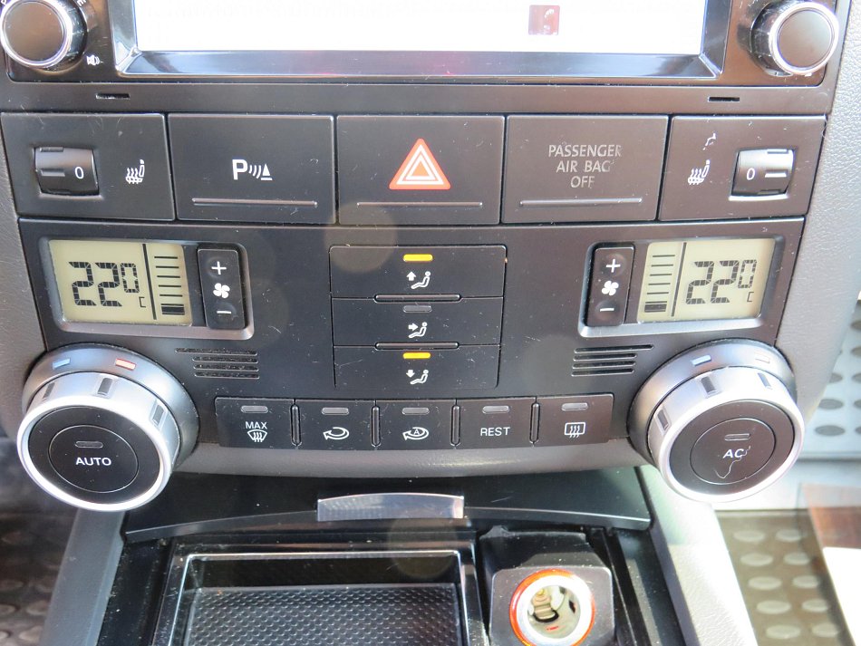 Volkswagen Touareg 3.0TDi  4x4