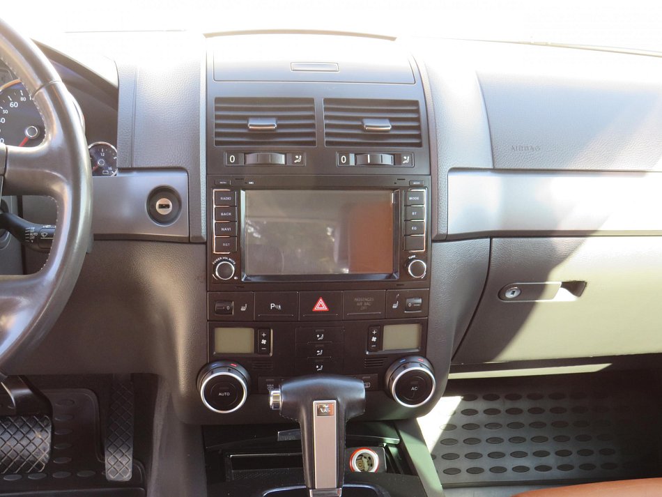 Volkswagen Touareg 3.0TDi  4x4