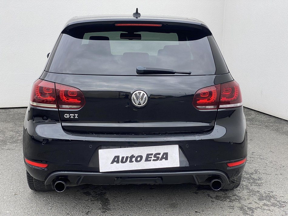 Volkswagen Golf 2.0 TSi GTi Adidas