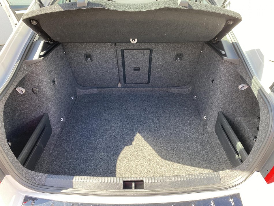 Škoda Octavia III 1.6 TDi Elegance