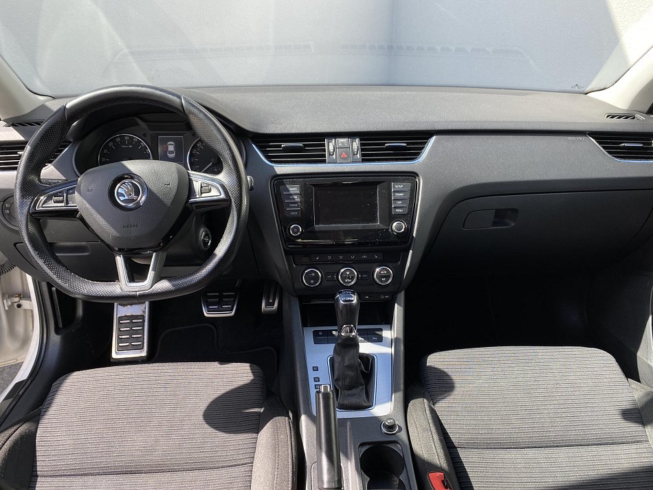 Škoda Octavia III 1.6 TDi Elegance