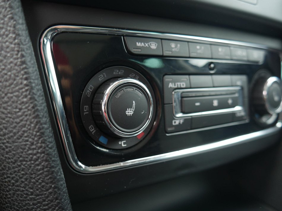 Škoda Superb II 2.0 TDi Ambition