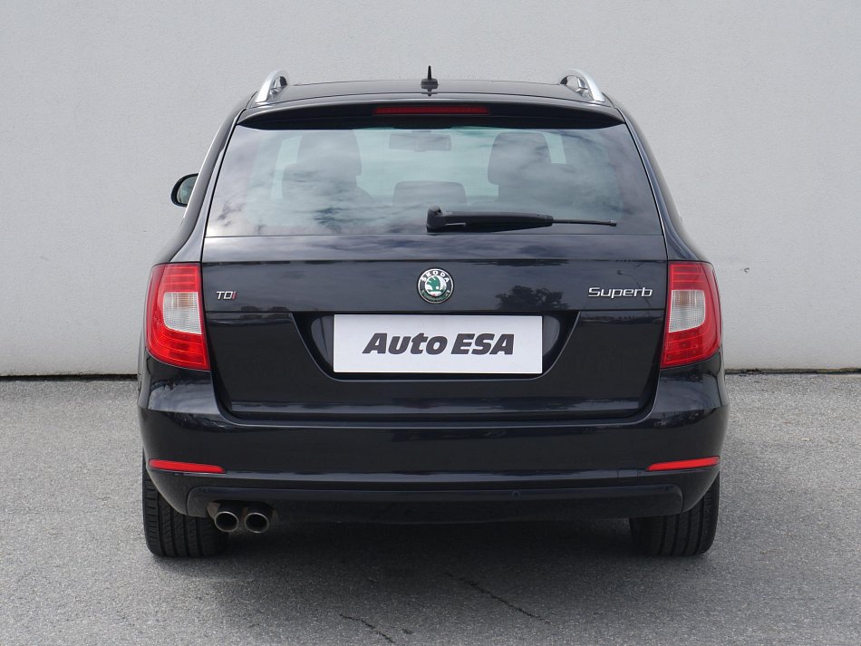 Škoda Superb II 2.0 TDi Ambition