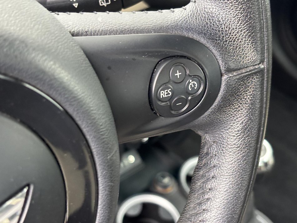 Mini Cooper 1.6i 