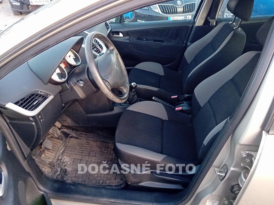 Peugeot 207 1.4i 