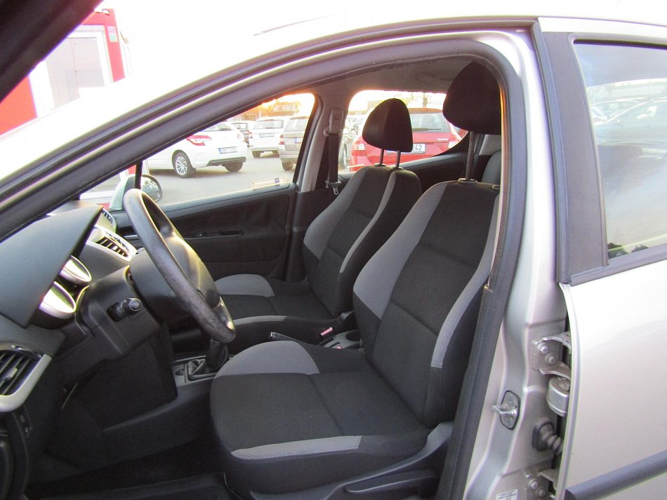 Peugeot 207 1.4i 