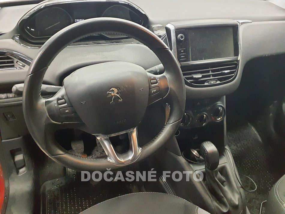 Peugeot 208 1.6 i 