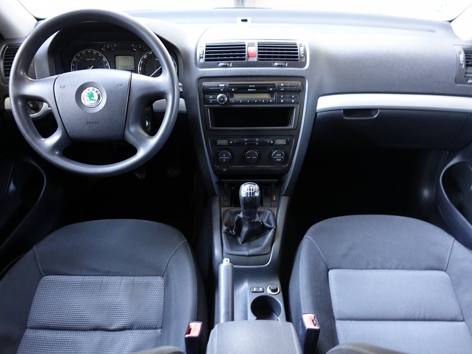 Škoda Octavia II 1.6i 