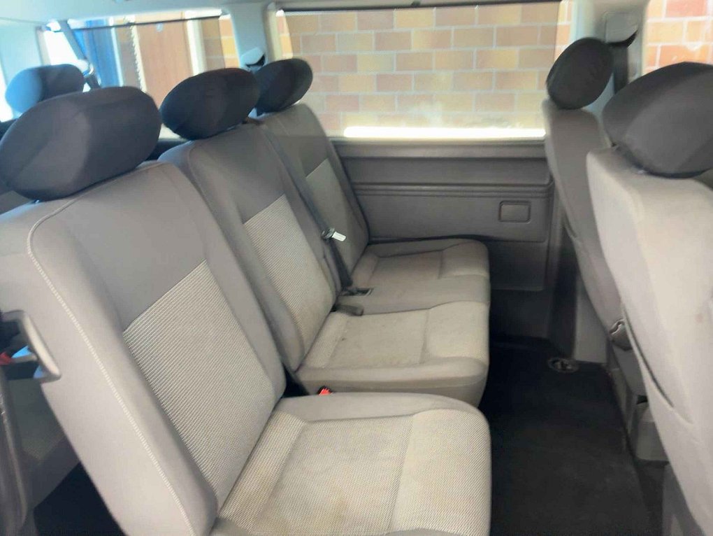 Volkswagen Caravelle 2.0TDi 