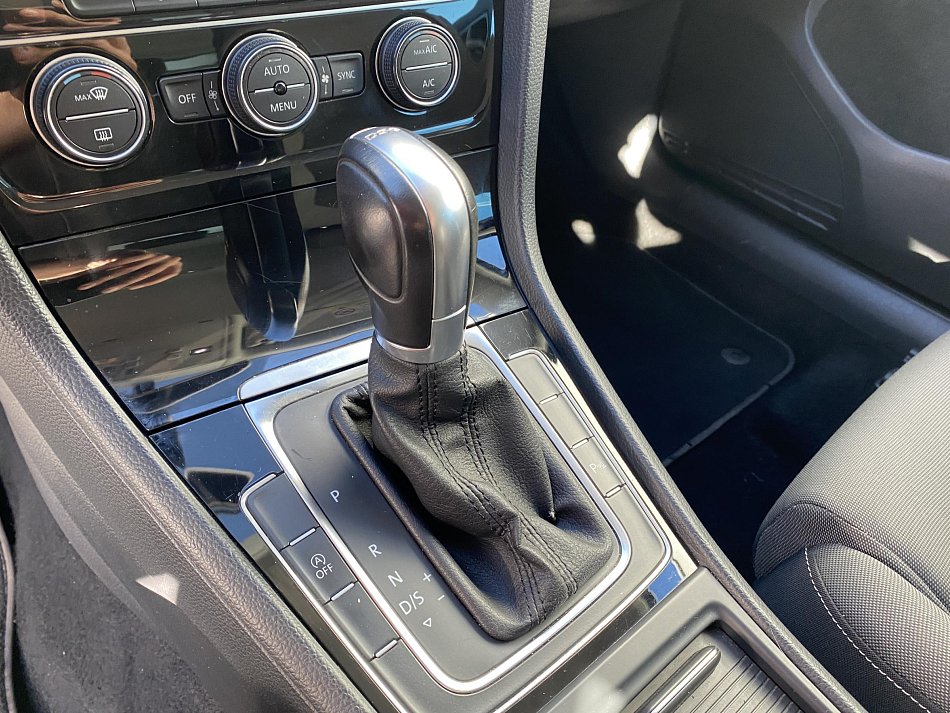 Volkswagen Golf 1.6 TDI 