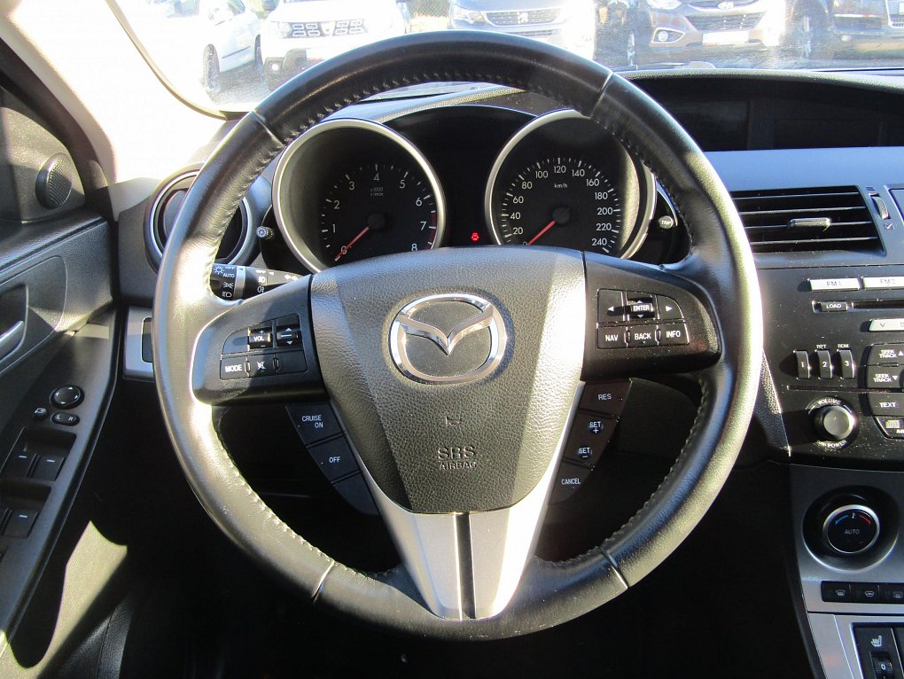 Mazda 3 2.0 i 