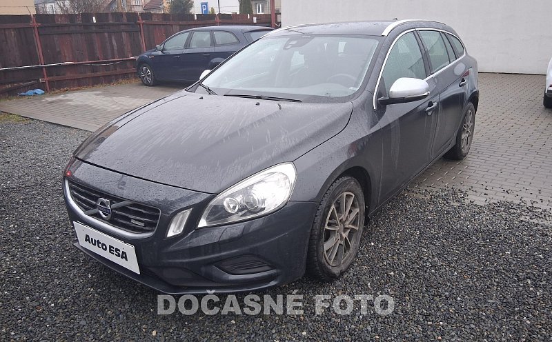 Volvo V60 2.0D D4 