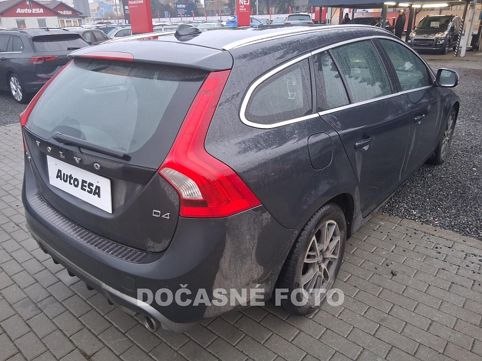 Volvo V60 2.0D D4 