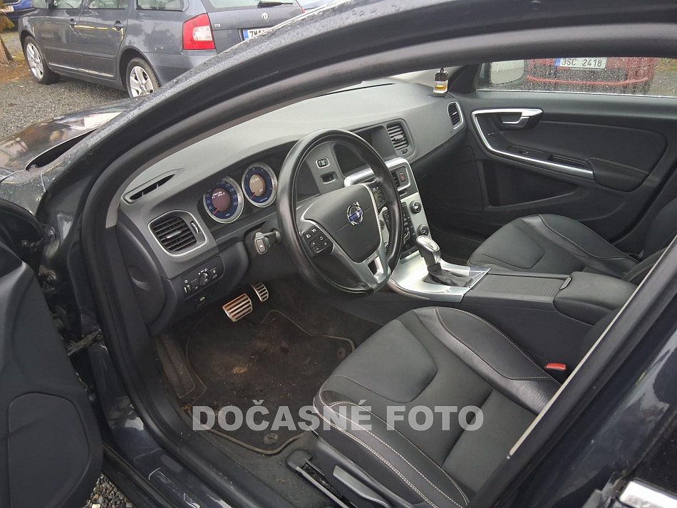 Volvo V60 2.0D D4 