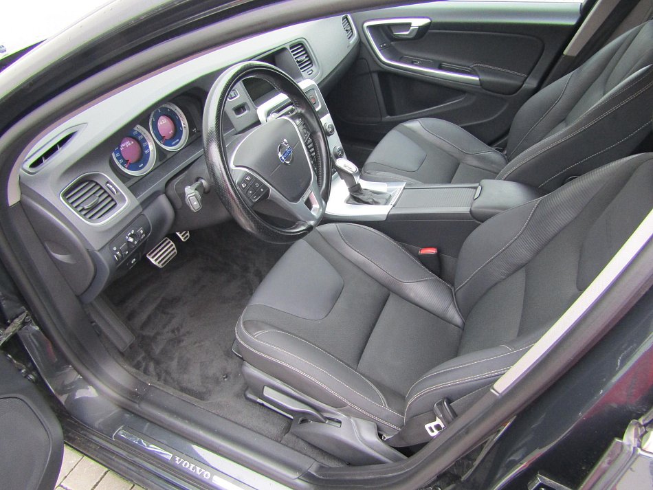 Volvo V60 2.0 D 