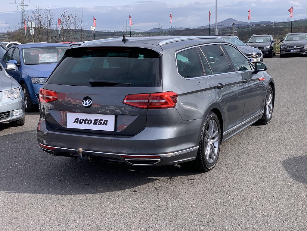 Volkswagen Passat 2.0 TDi Highline