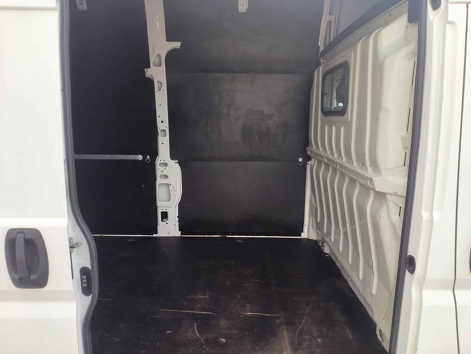 Peugeot Boxer 2.0HDi  L4H3