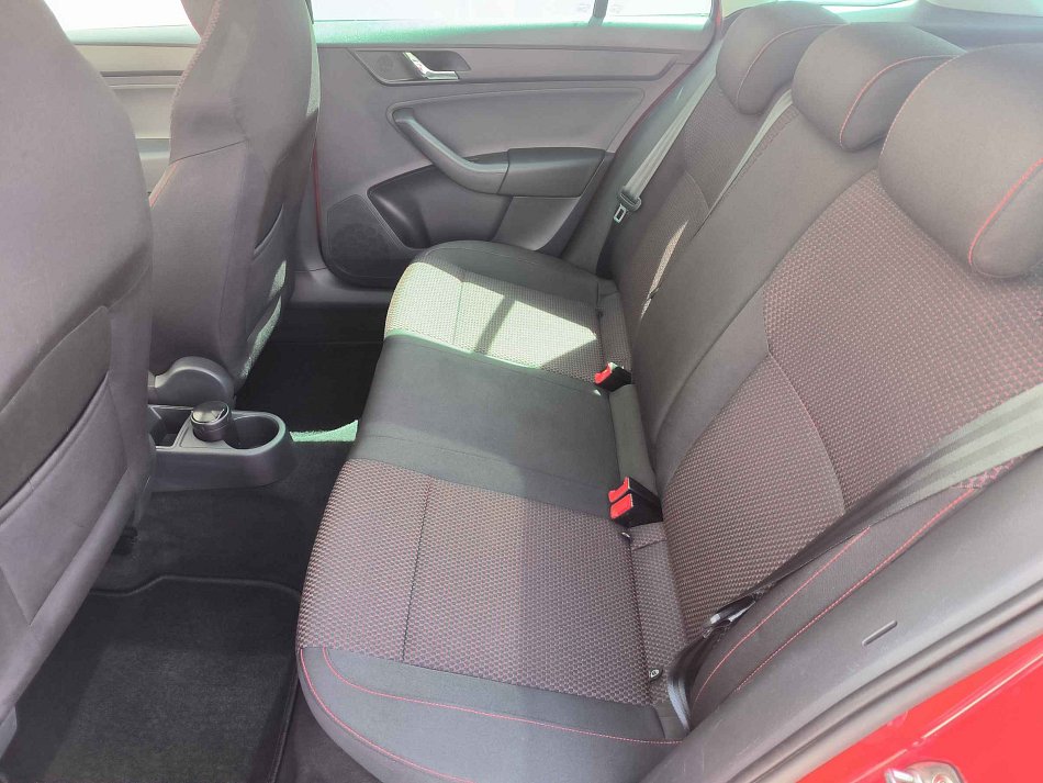 Škoda Rapid 1.6 TDi Sport