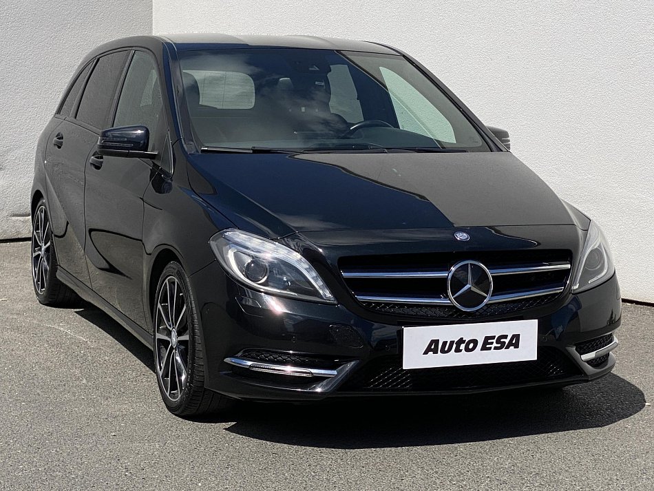 Mercedes-Benz Třída B 1.6T  B200