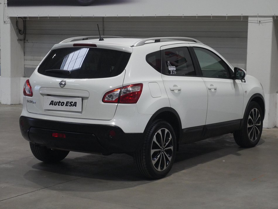 Nissan Qashqai 1.6i 