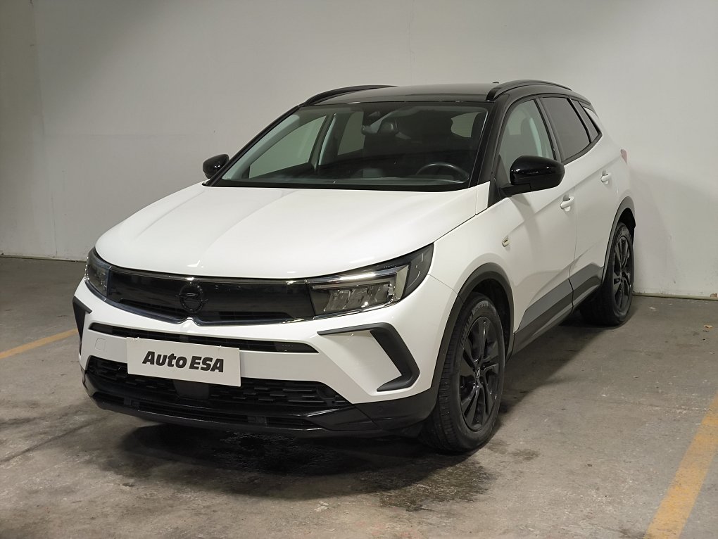 Opel Grandland 1.2T GS Line
