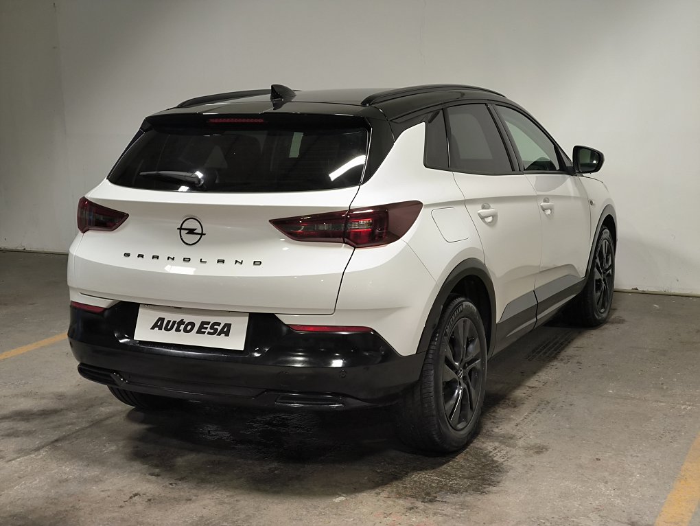 Opel Grandland 1.2T GS Line