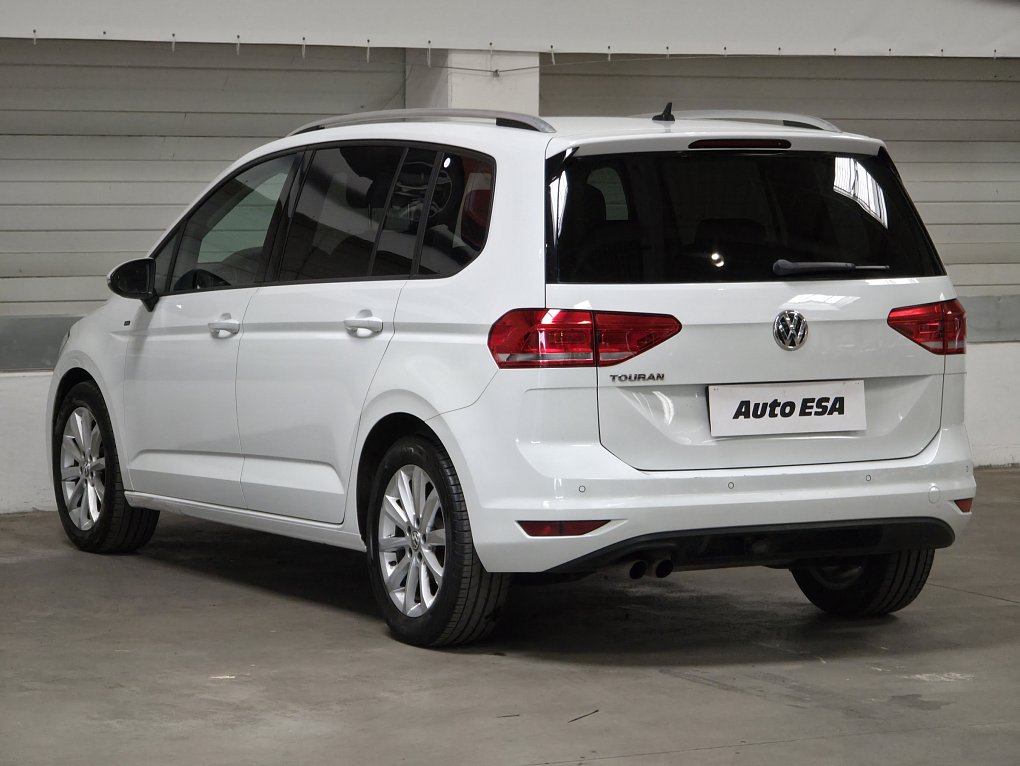 Volkswagen Touran 2.0 TDi 