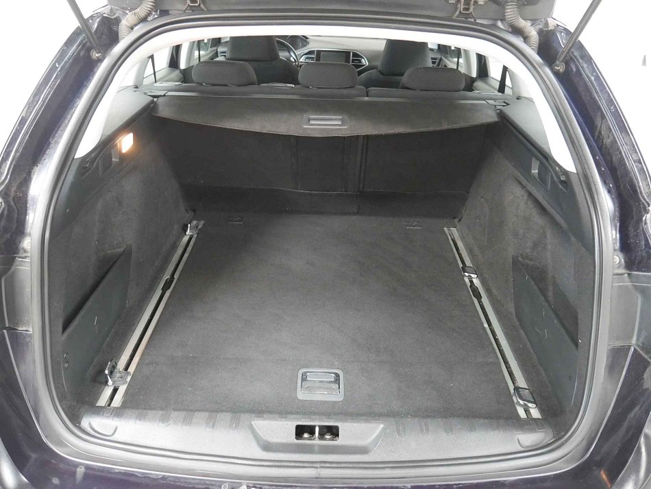 Peugeot 308 2.0 HDi 