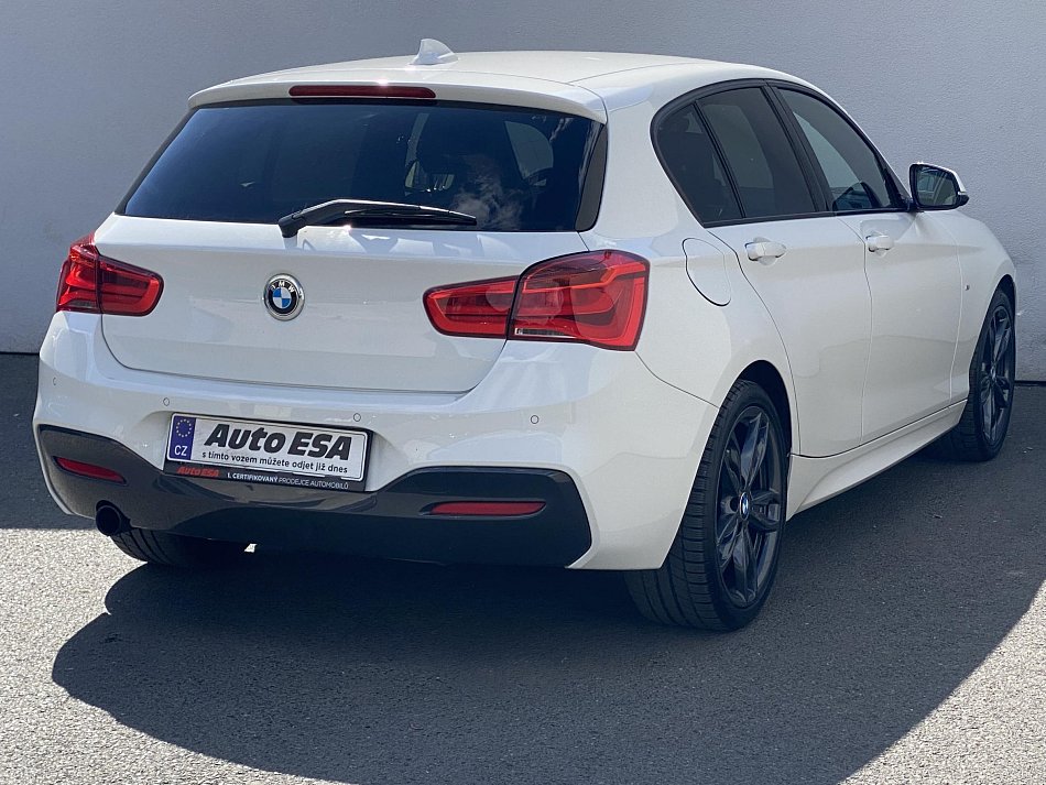 BMW Řada 1 1.5i M Paket 118i